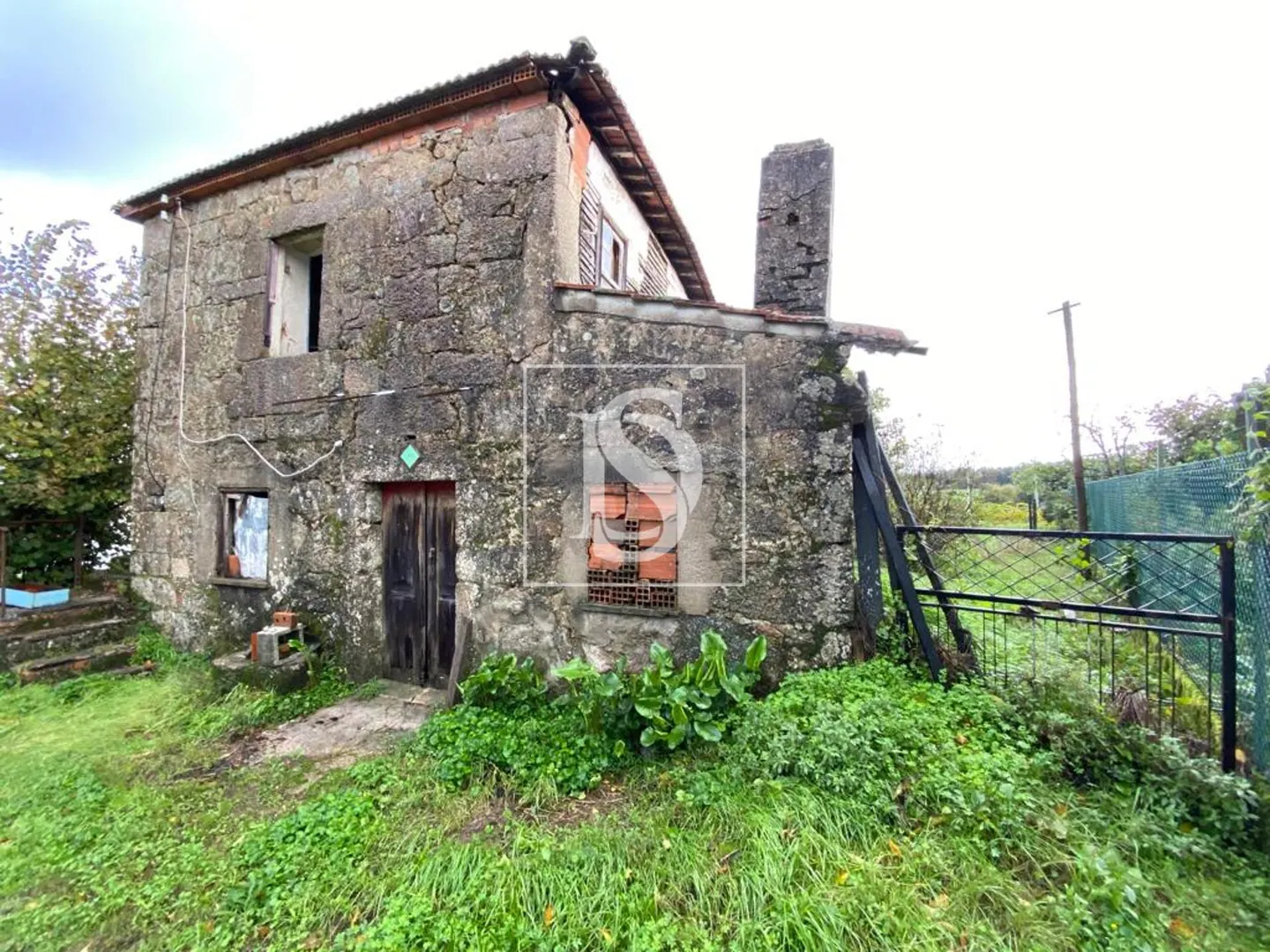 Moradia para Restaurar T1