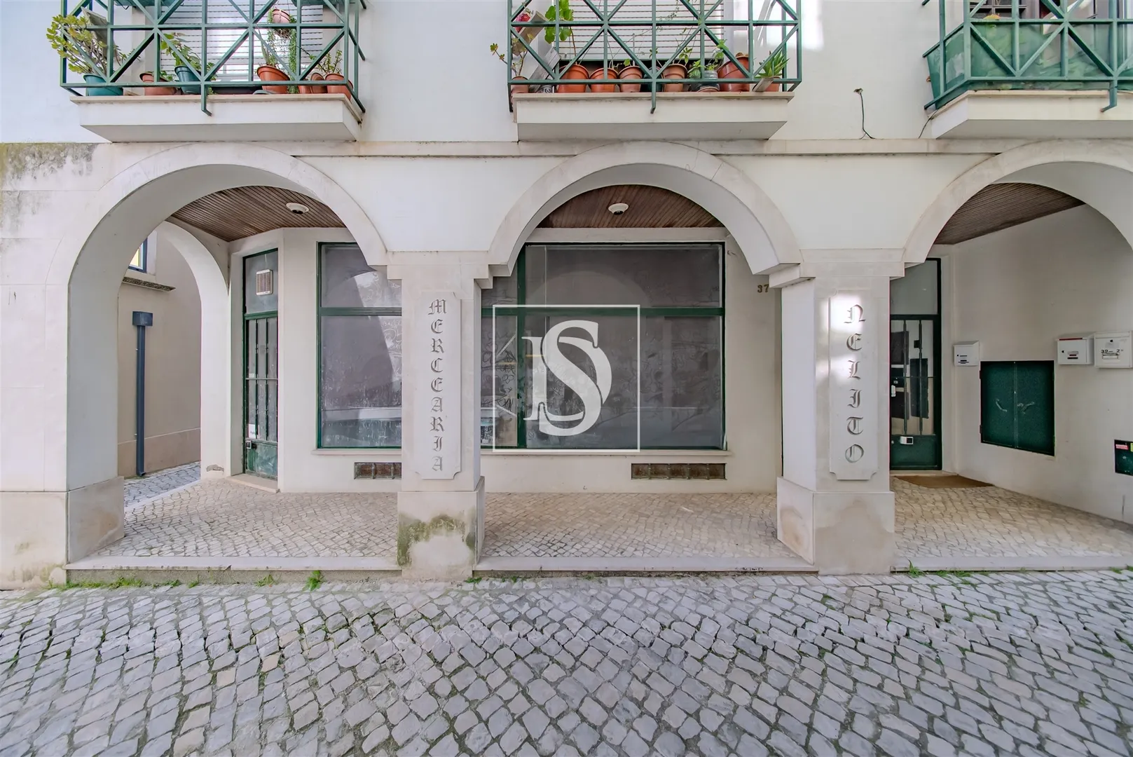 Loja no centro de Torres Novas