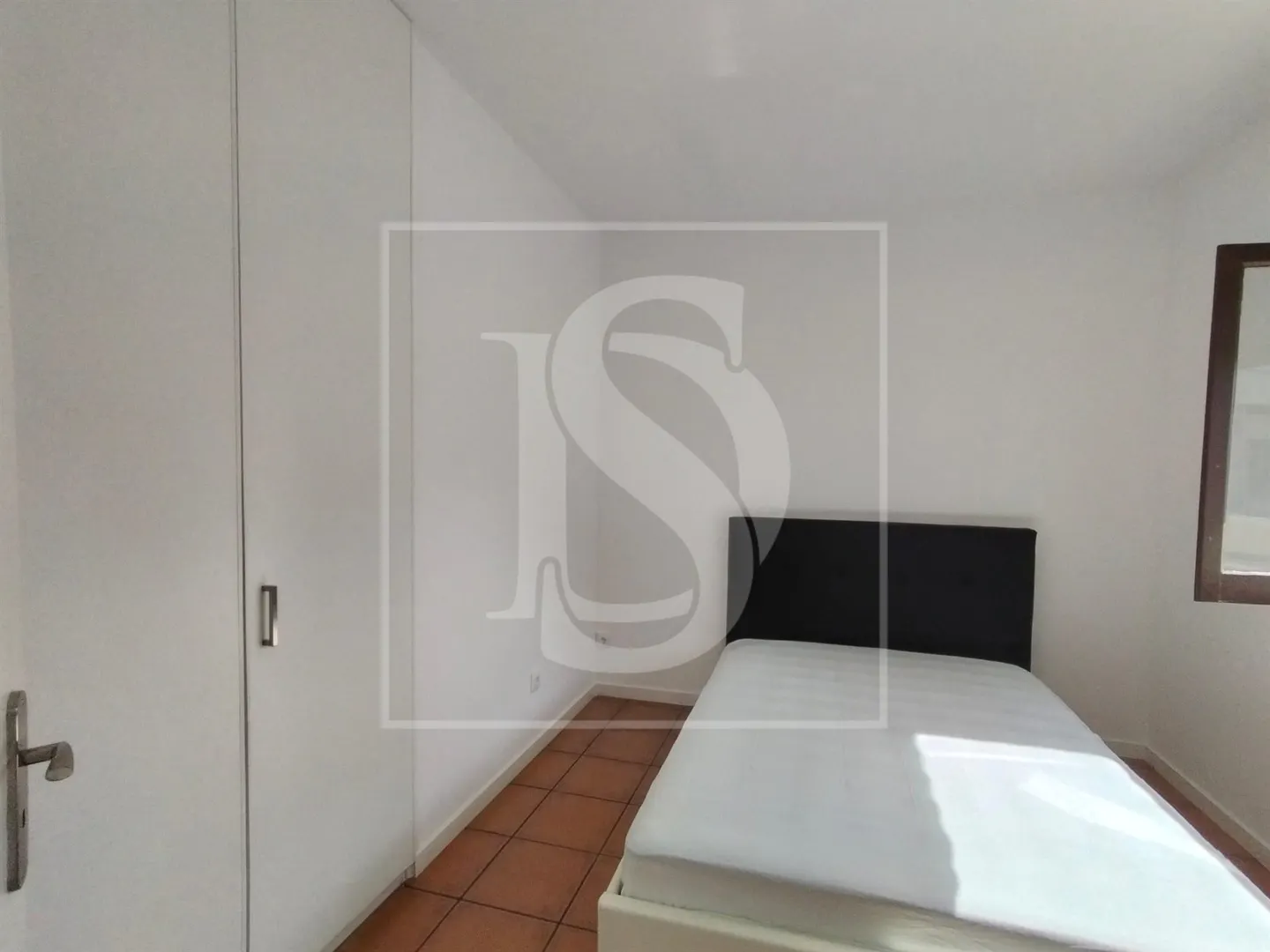 Andar de Moradia T5 Mobilado e Equipado – Entroncamento
