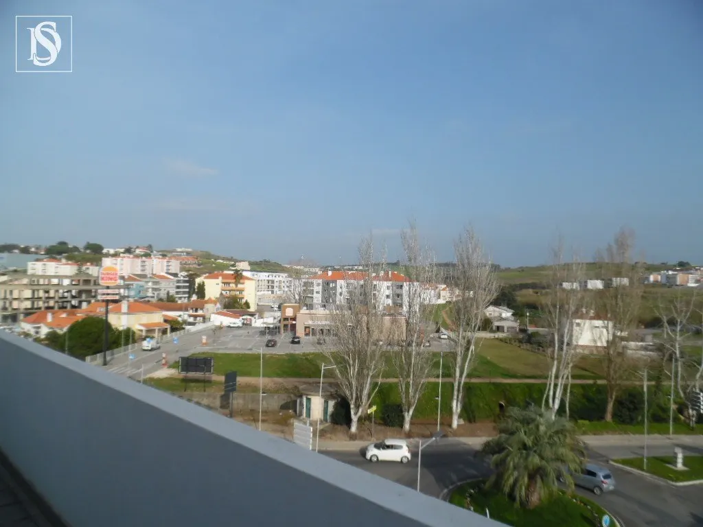 T4 Cobertura na Lourinhã | Espaço, conforto e vistas para desfrutar