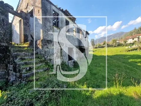 Moradia para Restaurar T2