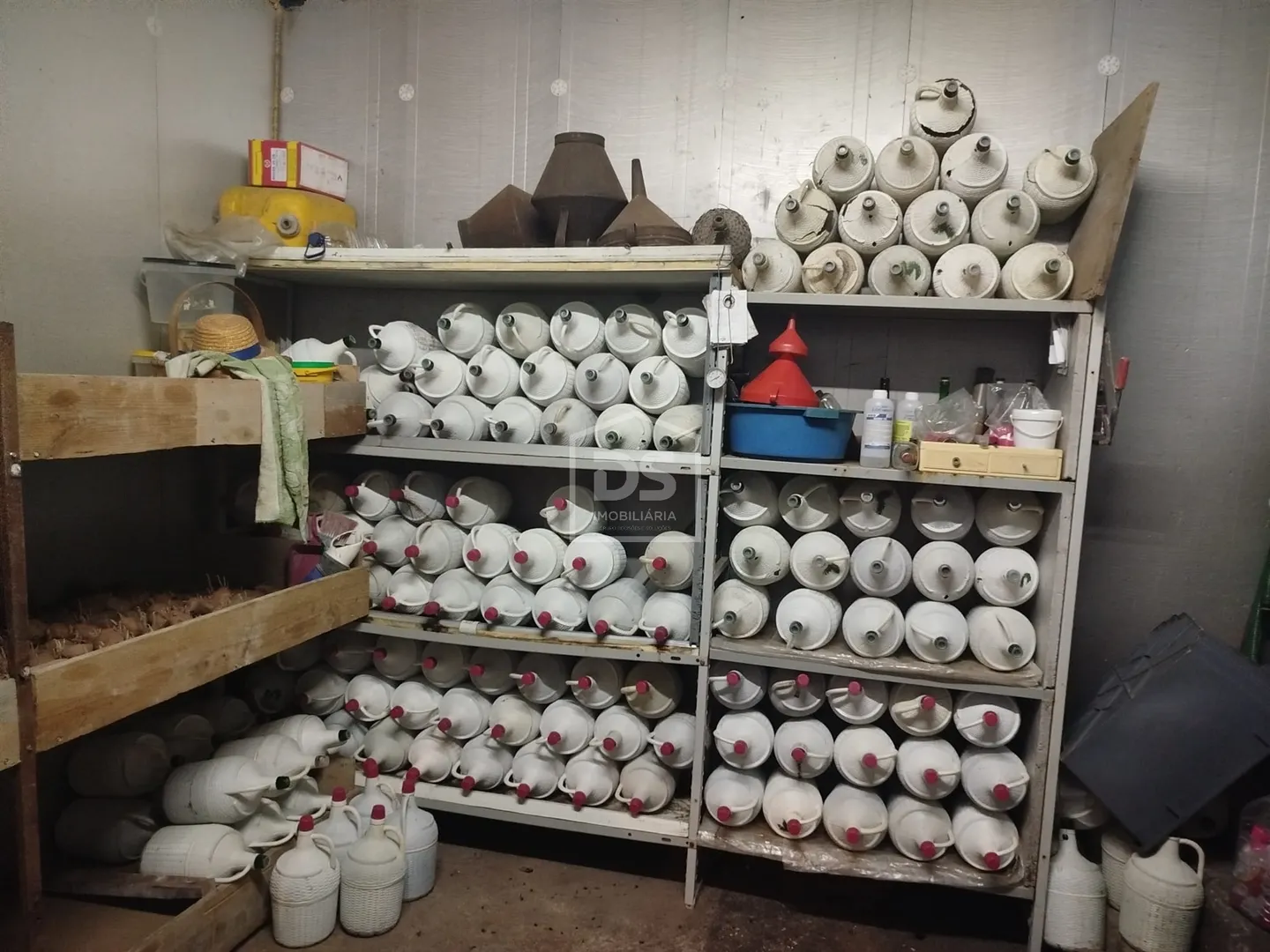 Terreno misto em Carregal do Sal por 75.000€