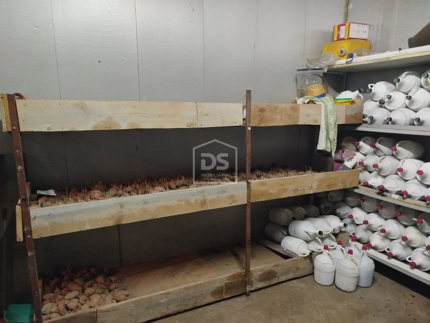 Terreno misto em Carregal do Sal por 75.000€