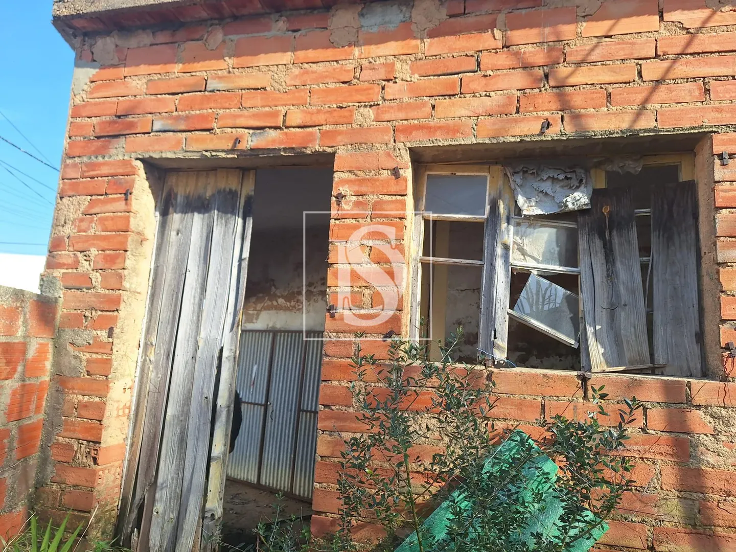 Moradia para Restaurar T1