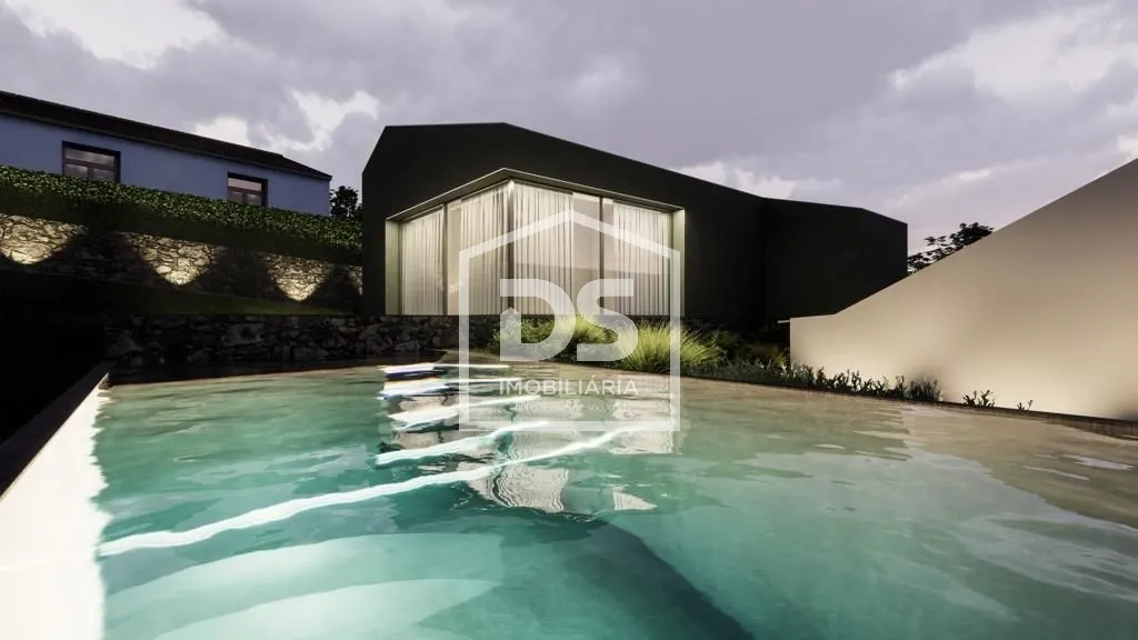 Detached house to restore