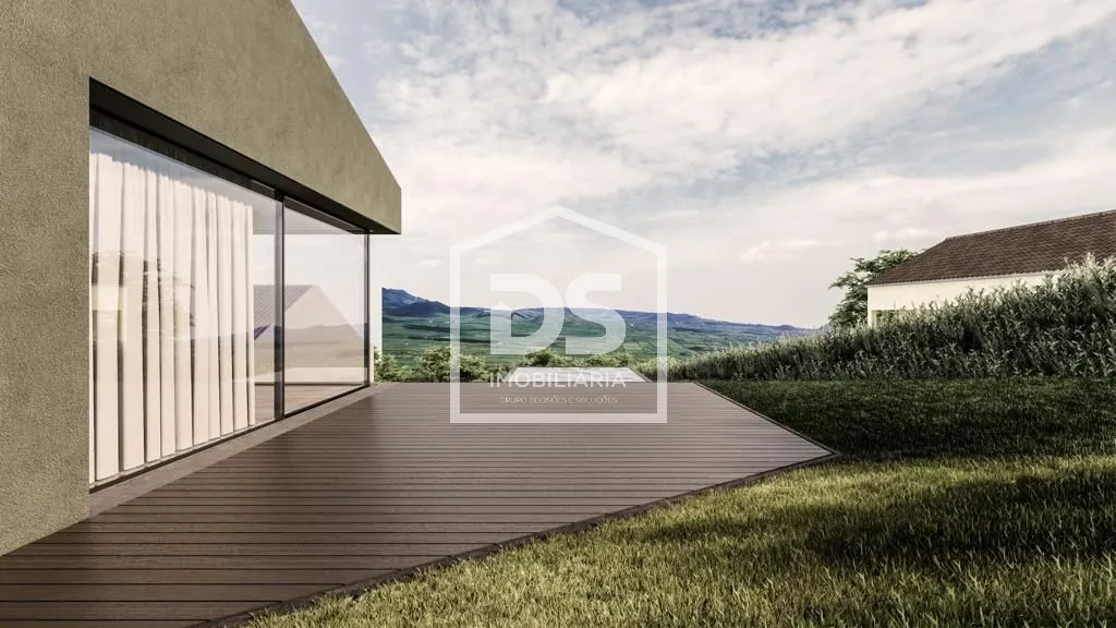 Detached house to restore