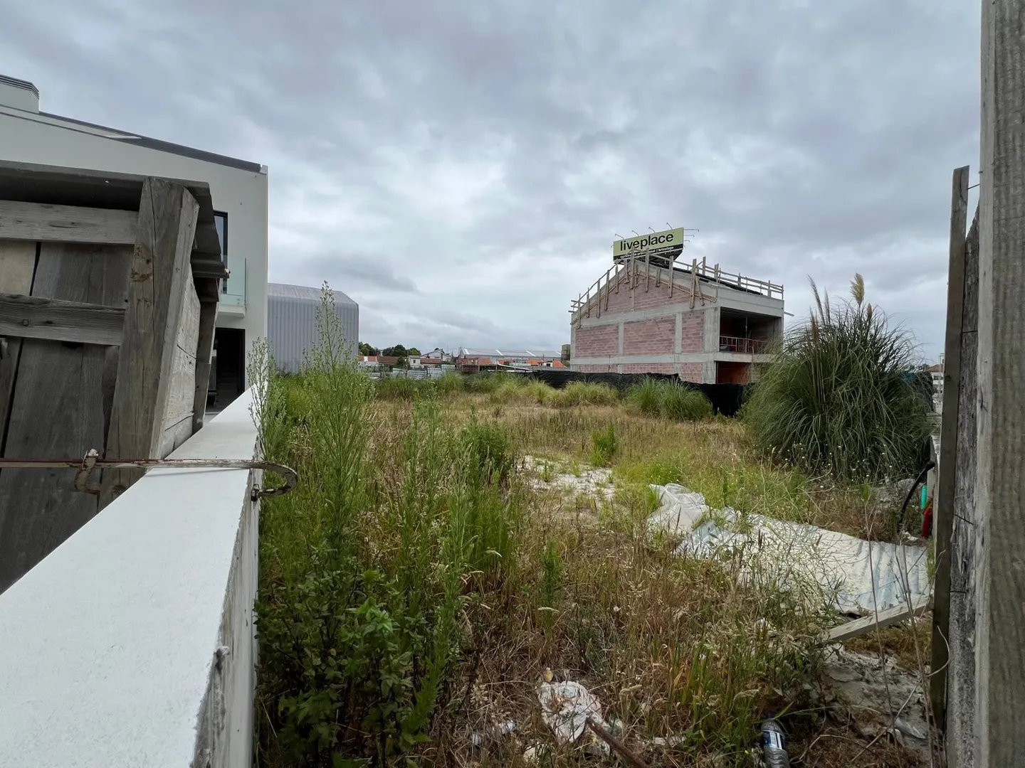 Lote de terreno urbano para construção c/ 407.30m2