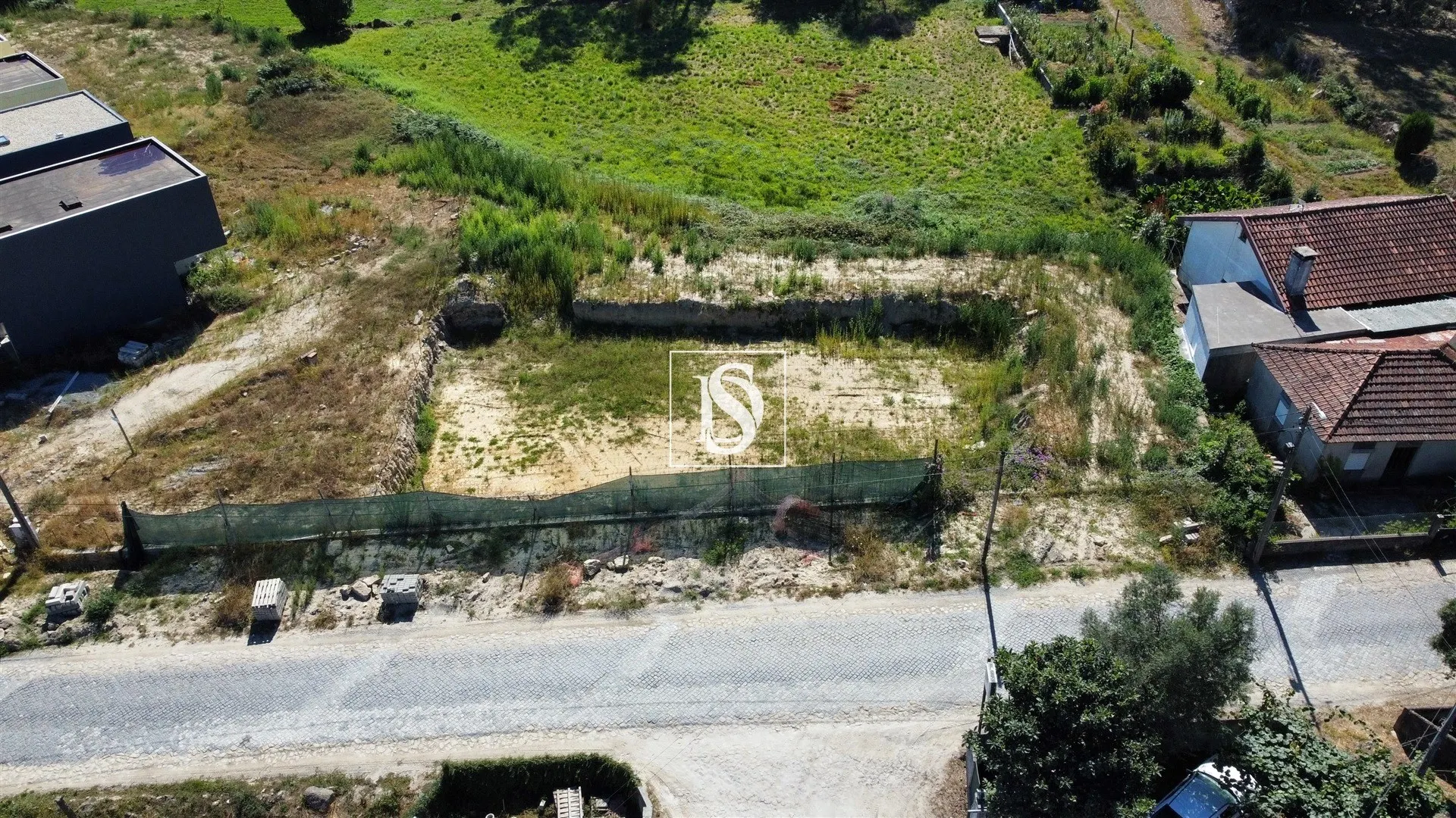 320 m² Building Plot