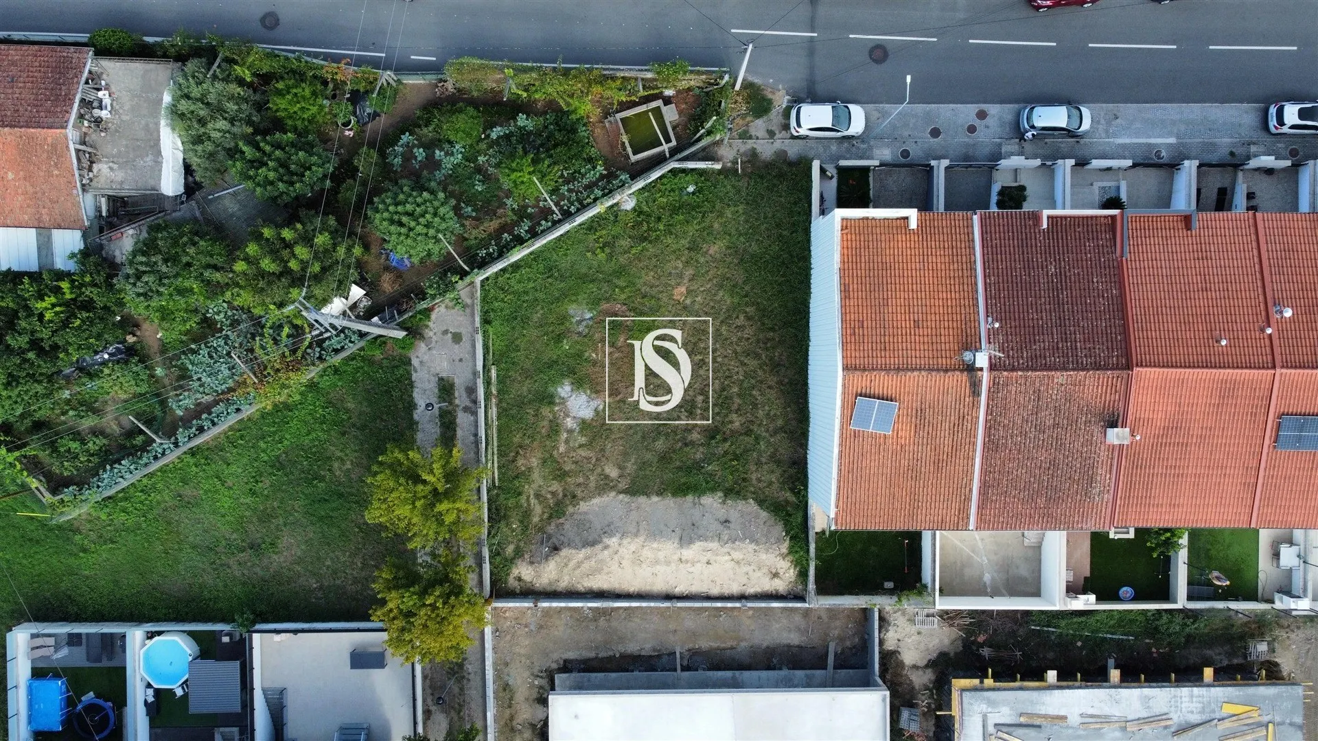 Terreno com Projeto Aprovado p/ construção de Moradia