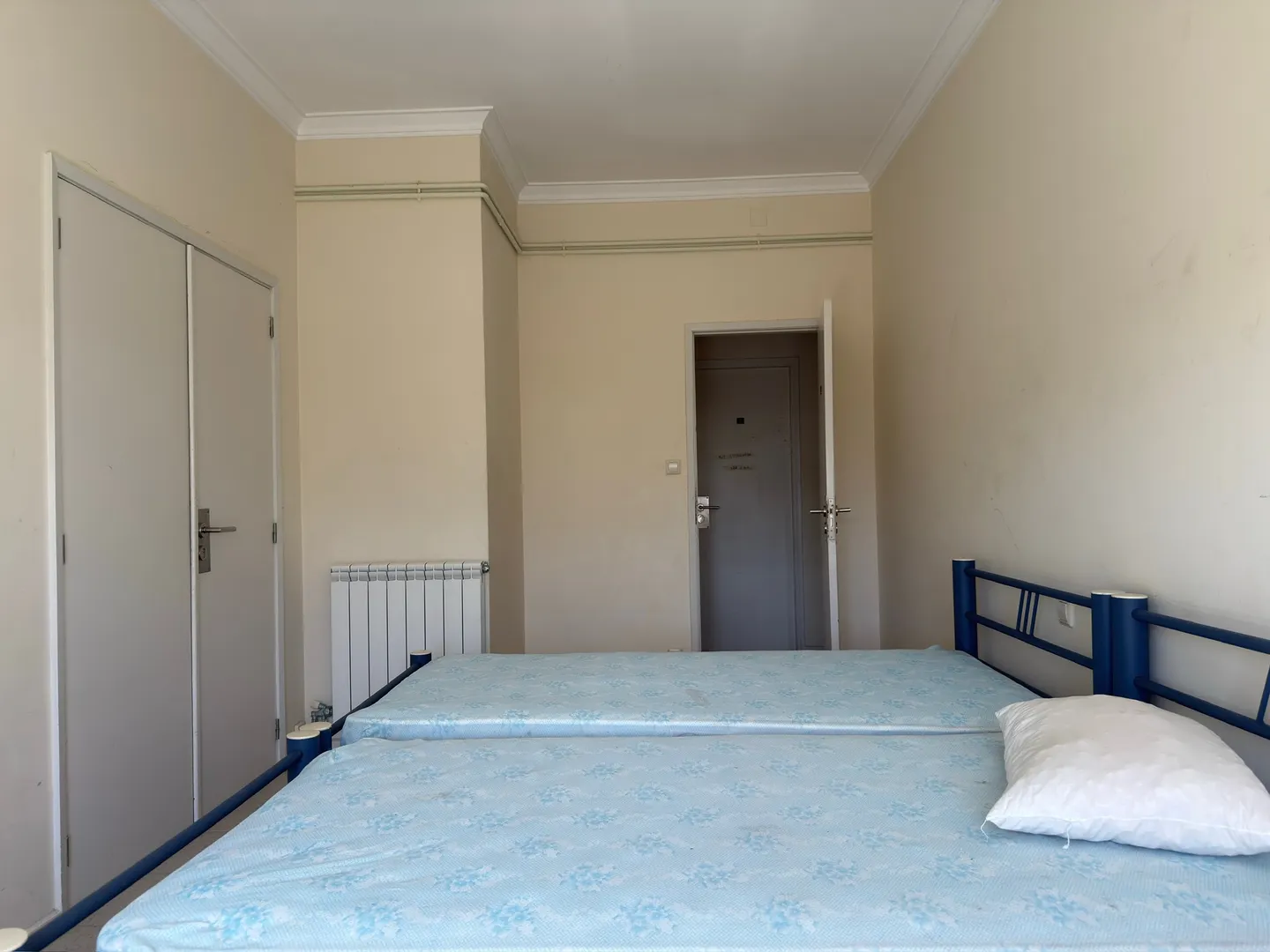 >=10 Bedroom
