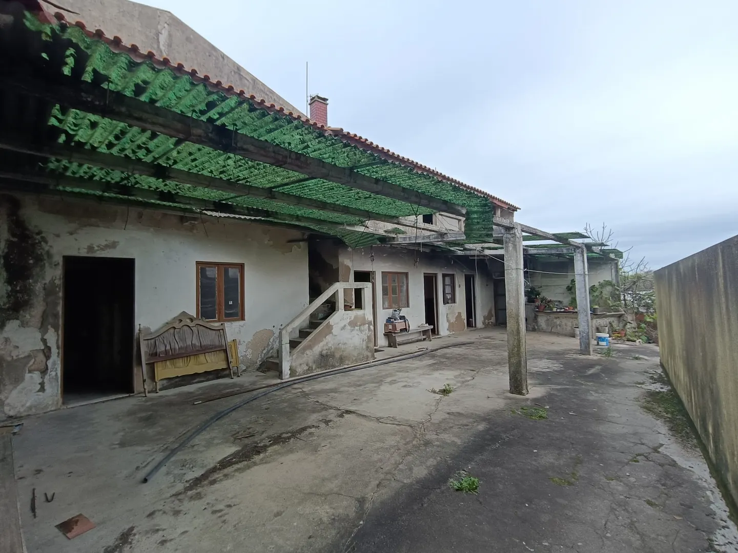 Moradia para Restaurar T4