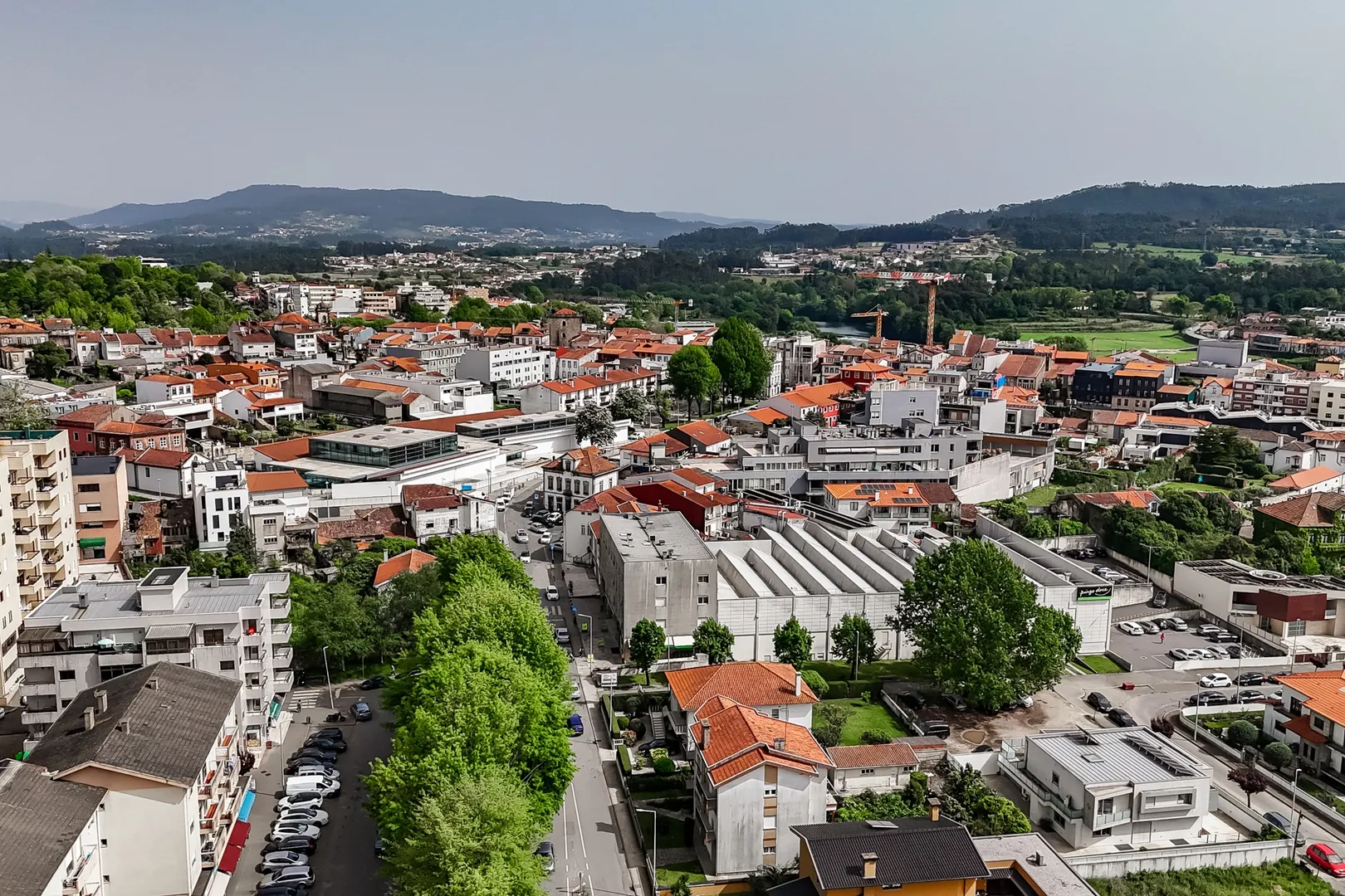 T3 no Centro de Barcelos, com Suíte e 3 frentes