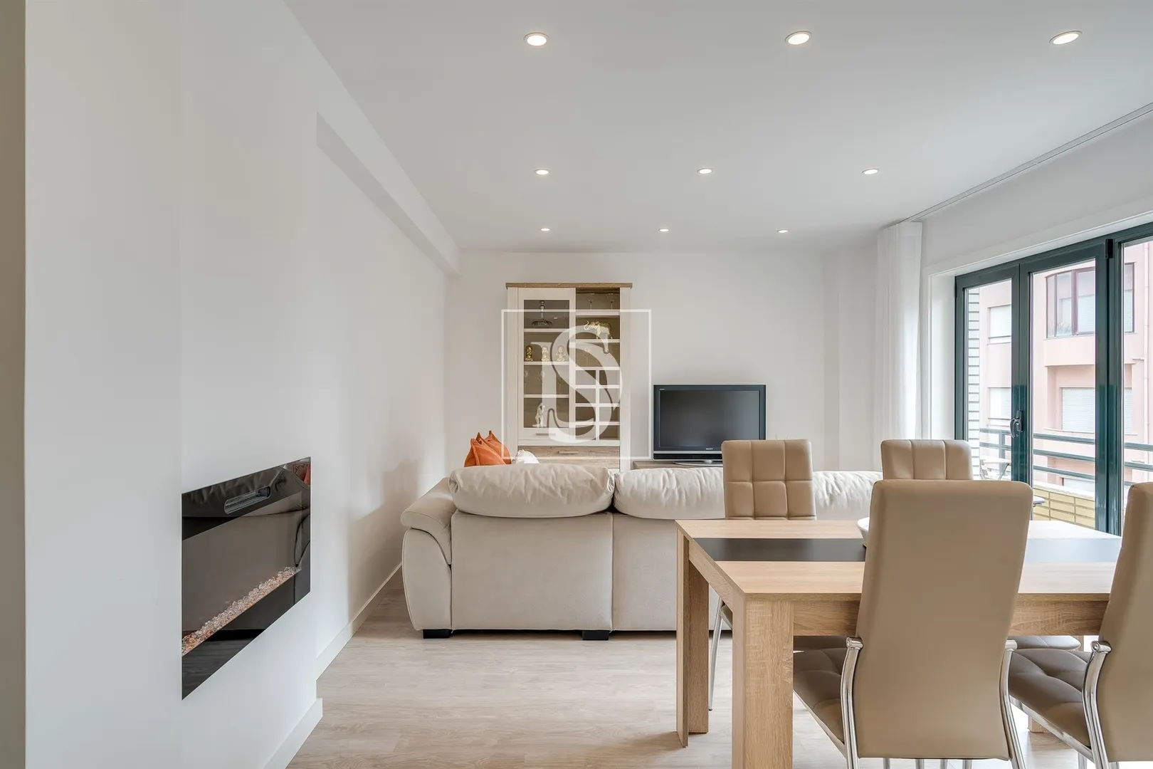 Apartamento T1, Totalmente Renovado, em Aver-o-Mar