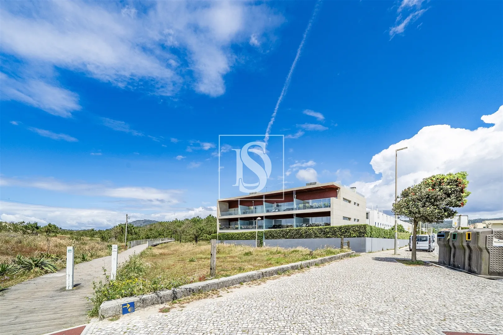 T2 Exclusivo com Terraço Vista Mar, Piscina e Garagem | Junto à Praia de Esposende