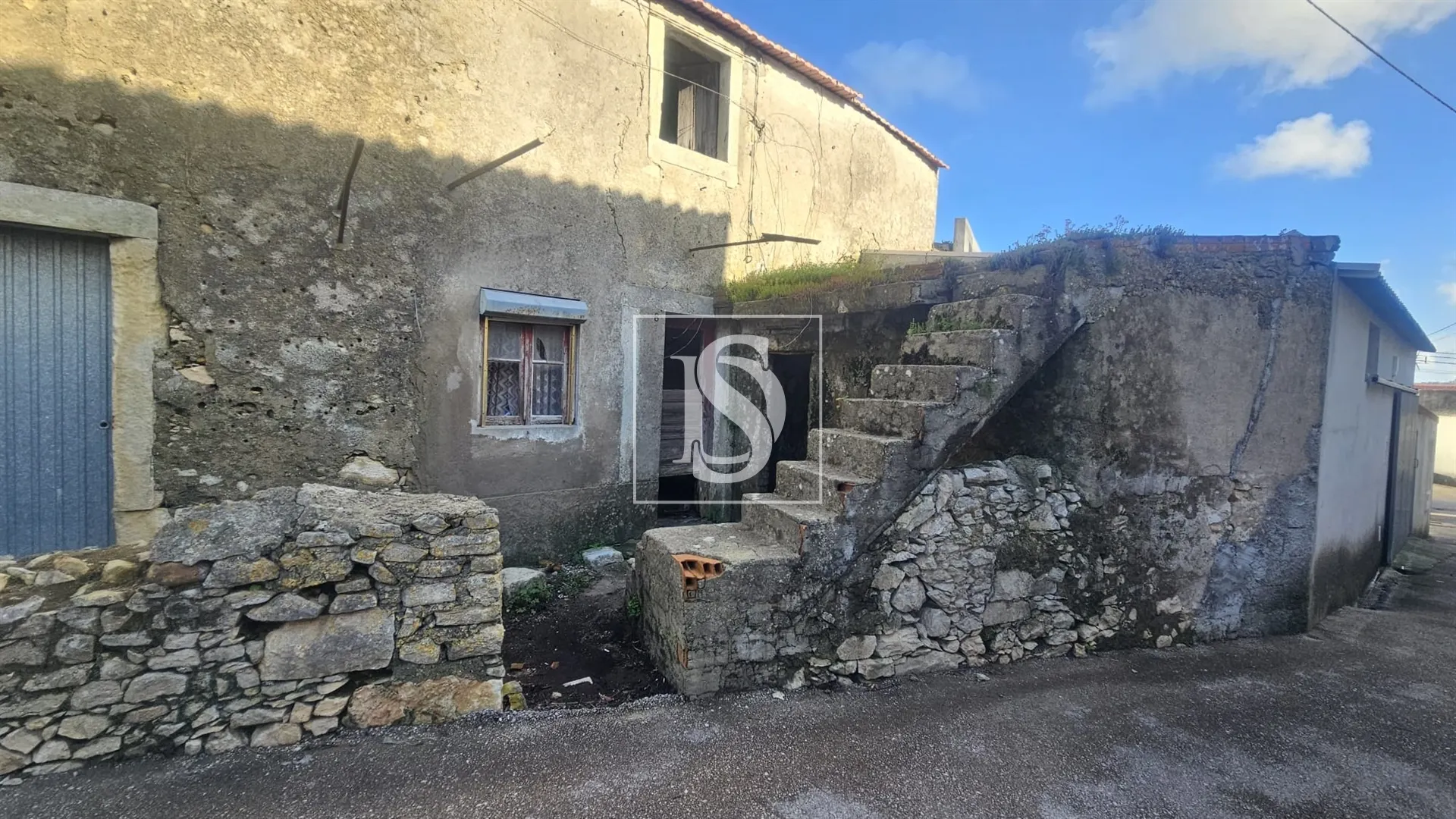 Moradia para Restaurar T1