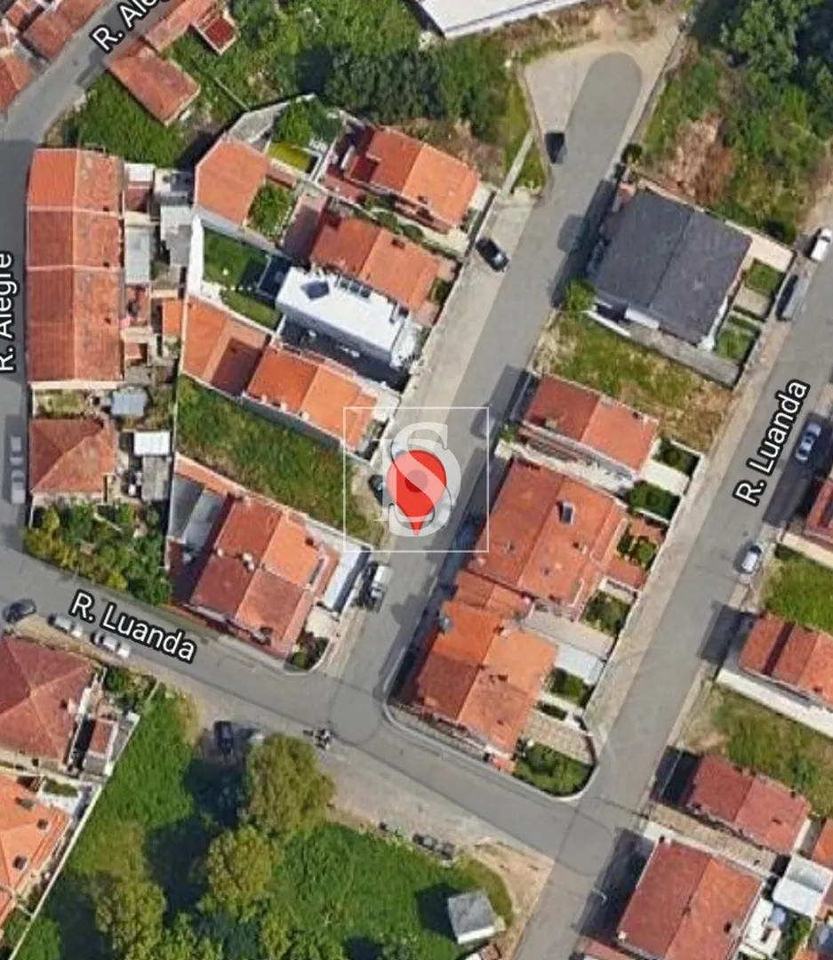 Terreno Urbano em Gondomar (São Cosme), Valbom e Jovim