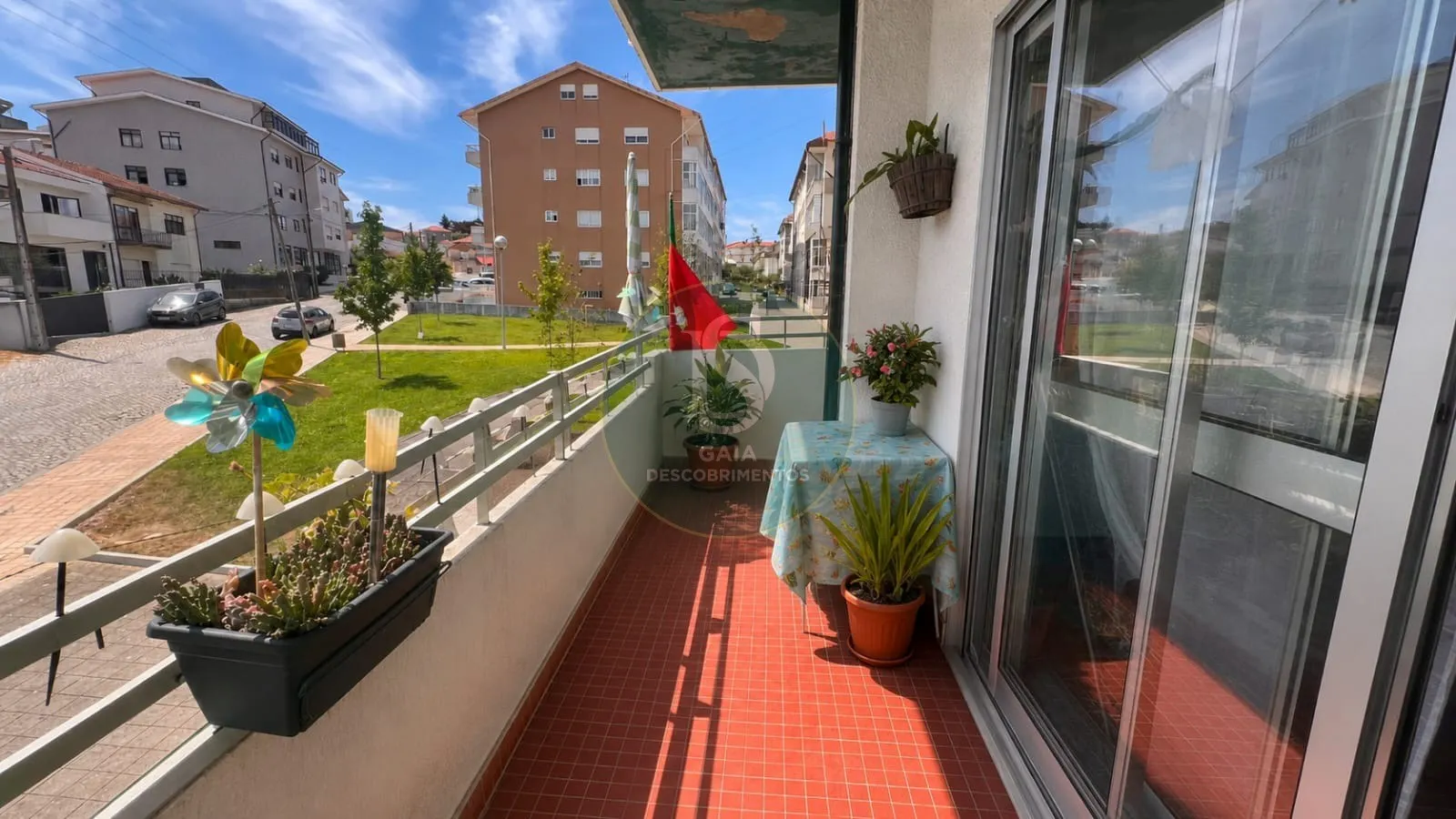Apartamento T3 em Oliveira do Douro, V. N. Gaia