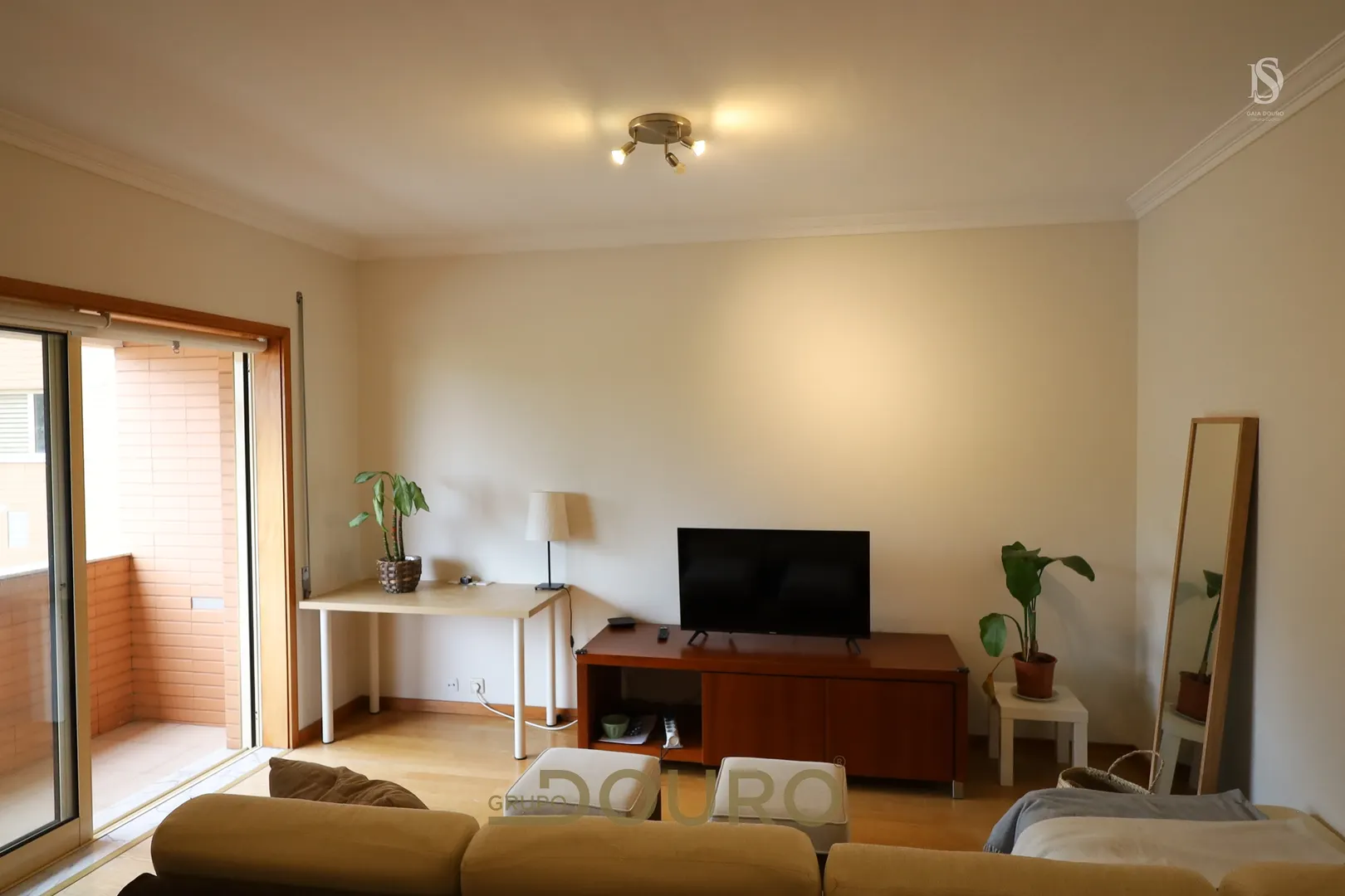Apartamento T2+1