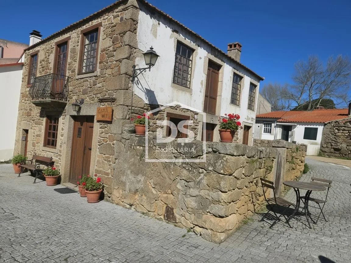 Detached house to restore