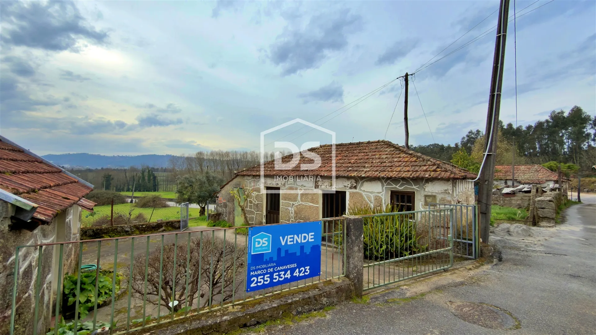 Detached house to restore T2