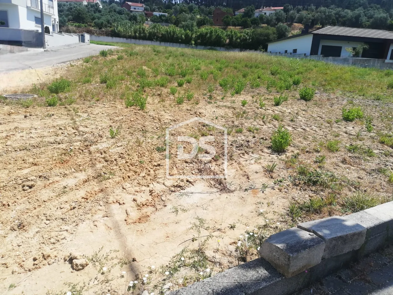 Terreno para construção em Colmeias