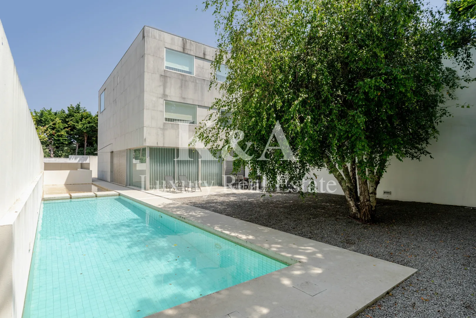 House T5
