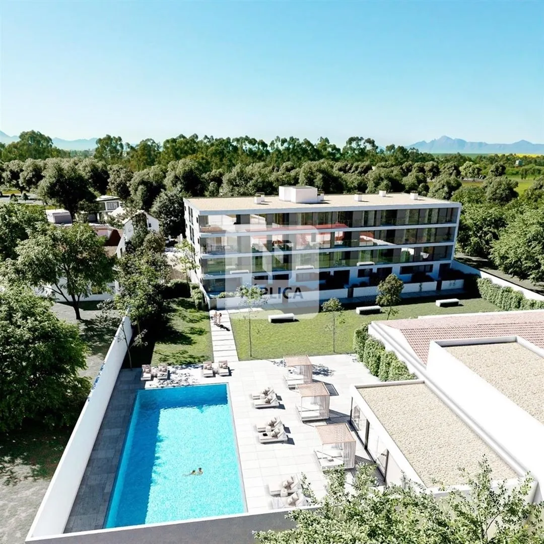 Apartamento T2 com jardim e piscina em Vila Nova de Gaia