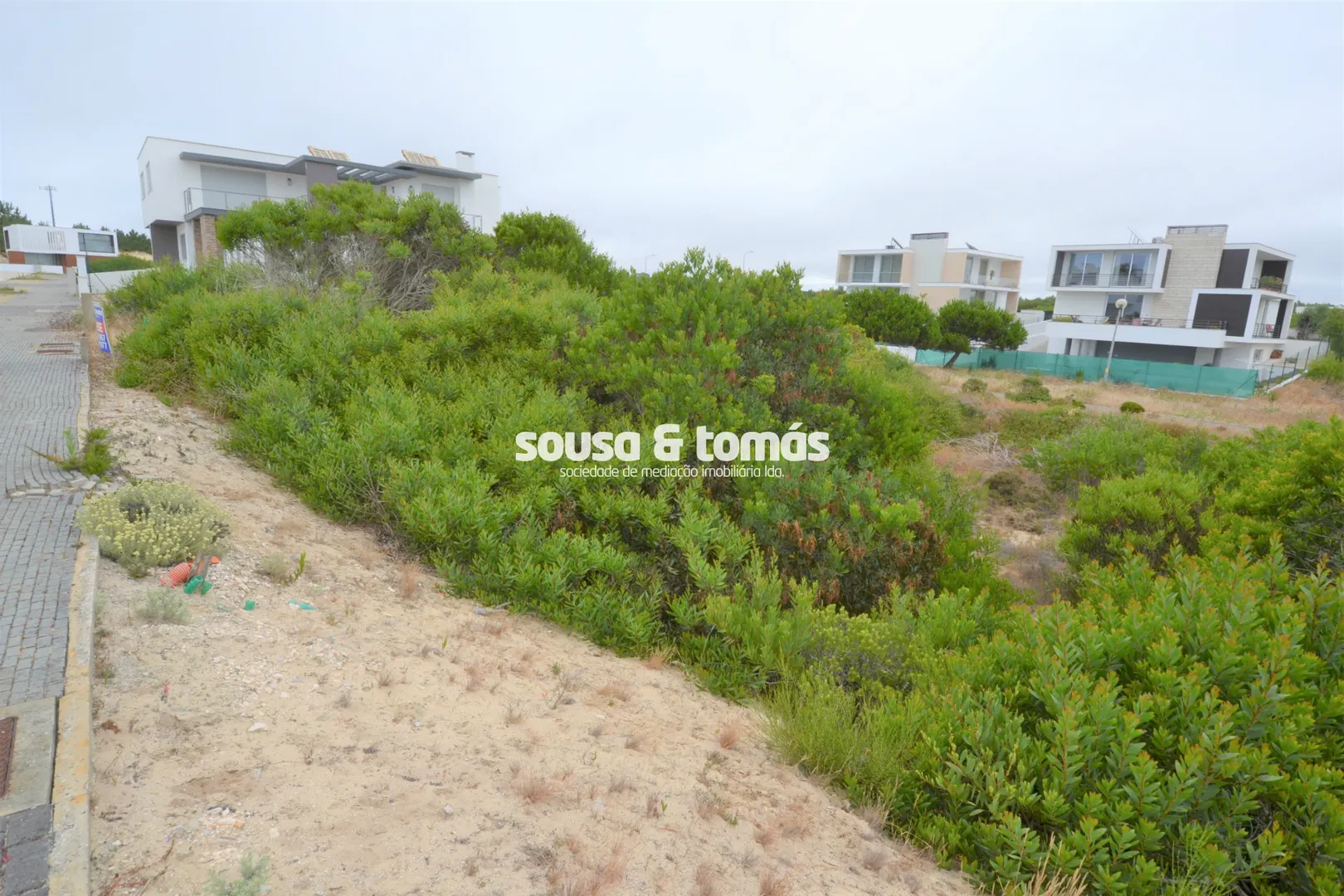 Land for sale in Alcobaça, Portugal — €90,000