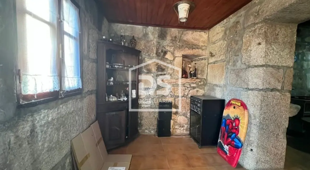 Detached house to restore T4