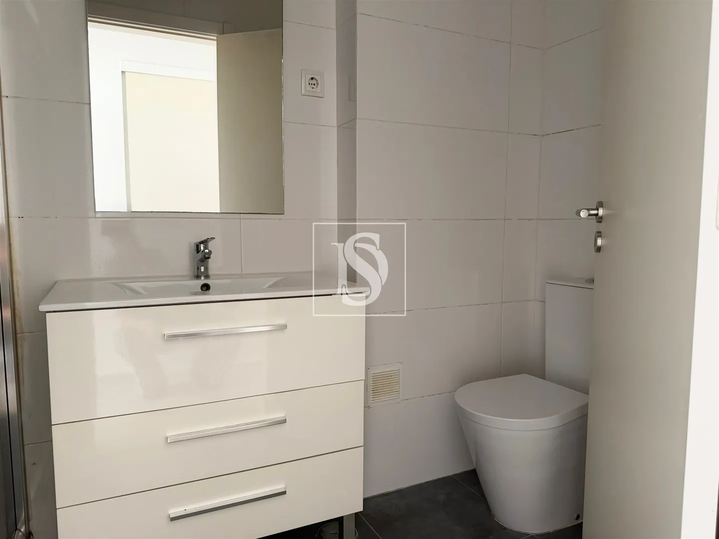 T2 Arrendamento na Moita – Totalmente Remodelado e Equipado