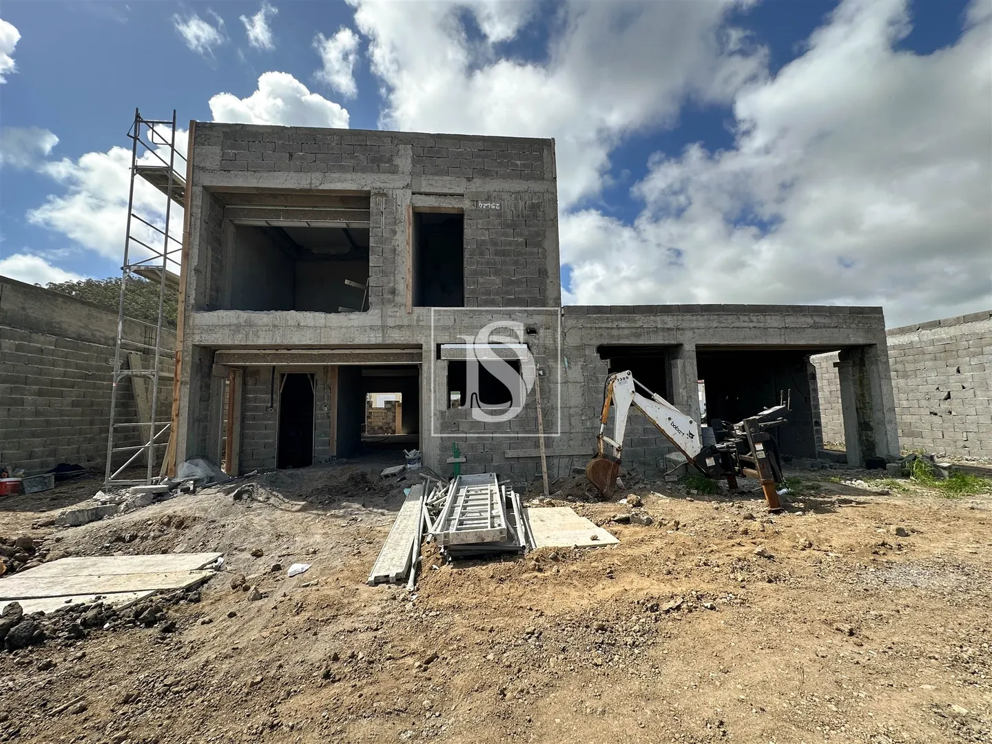 Moradia Unifamiliar T3 Pico da Pedra, Ribeira Grande - Chave na Mão