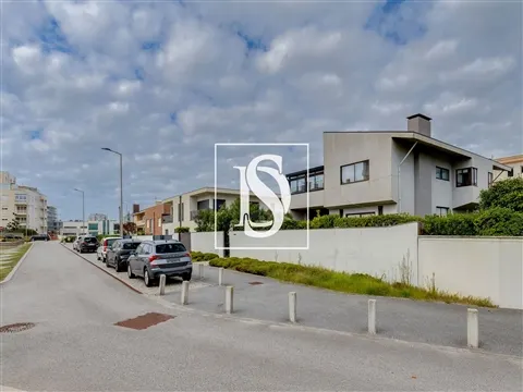 Moradia independente a 100m da praia de Vila do Conde