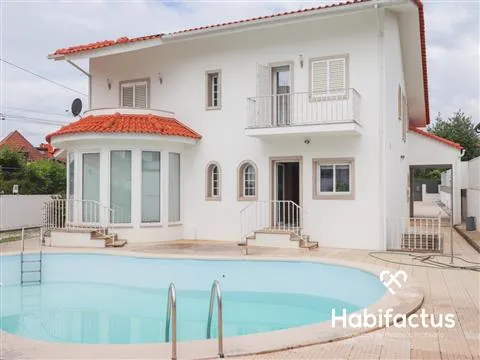 Maison isolée 5 Chambre(s)