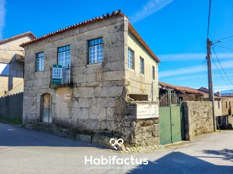 Moradia para Restaurar T4