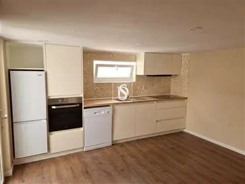 MORADIA T2 TOTALMENTE REMODELADO EM VALE DA MUA – ENVENDOS - MAÇÃO