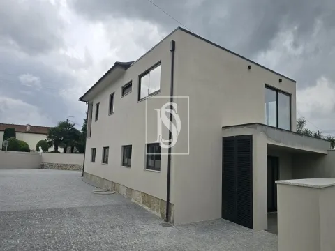 Apartamento T1 NOVO - Tamel S. Veríssimo