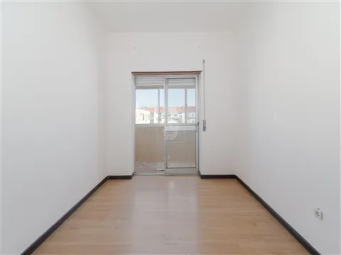 Apartamento T2 Arrendamento