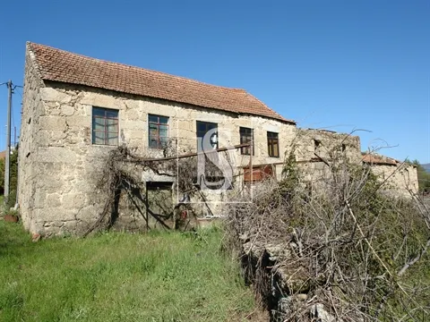 Moradia T4