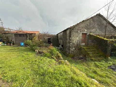 Moradia para Restaurar T2