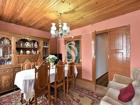 Moradia para Restaurar T6