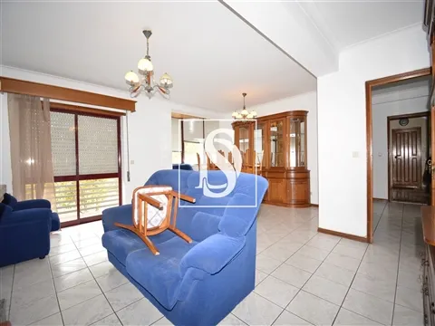 Apartamento T2+1 Venda