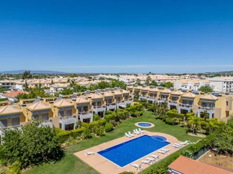 Moradia Geminada T3