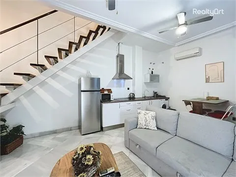 PISO-DUPLEX EN SAN LORENZO