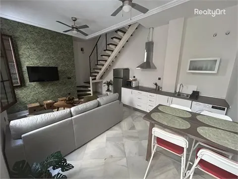 PISO-DUPLEX EN SAN LORENZO