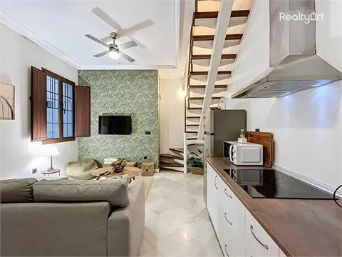 PISO-DUPLEX EN SAN LORENZO