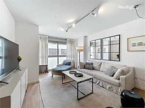 PISO EN PLAZA DE LA MAGDALENA - CENTRO SAN PABLO 