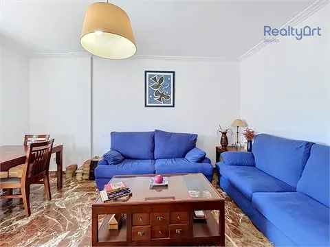 PISO EN VENTA BUENO MONREAL