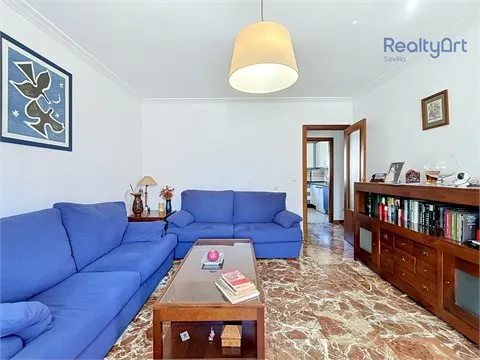 PISO EN VENTA BUENO MONREAL