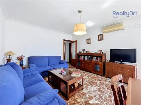 PISO EN VENTA BUENO MONREAL