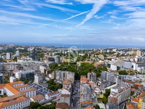 Apartamento T0 para Arrendamento Mobilado | Boavista, Porto